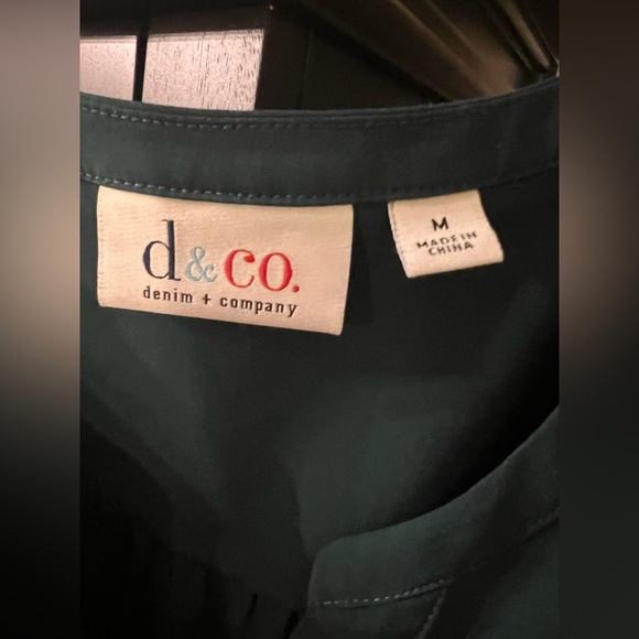 Button down shirt - Picture 2 of 3